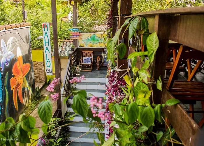 Mahalo Hostel